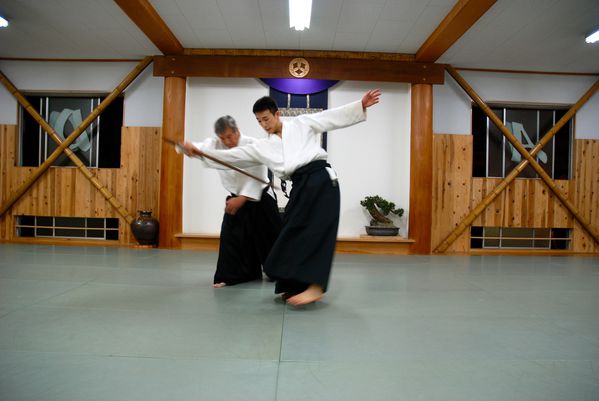 Kenji Shimizu s bokkenem