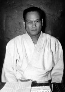 Tadashi Abe Zdroj: Babelio