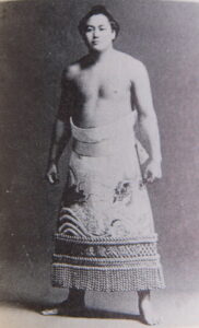 Slavný zápasník sumo Tenryu v nejlepších letech (1903–1989)